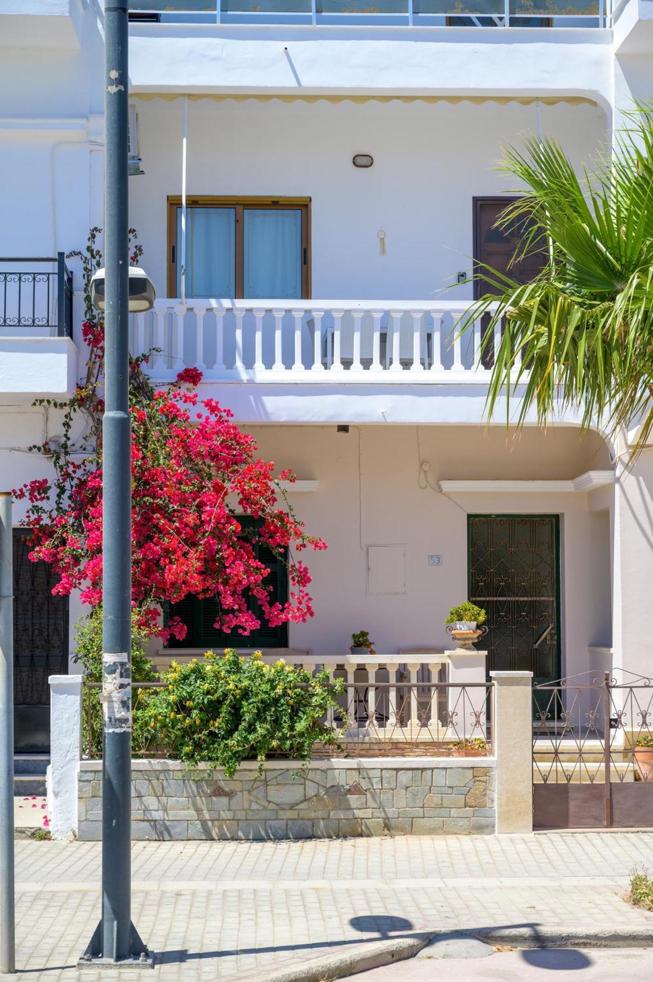 Beachside Retreat, Steps To * Kos Town